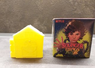 McDonald's Stranger Things Kinder Sorpresa