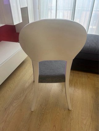 Mesa extensible con 4 sillas