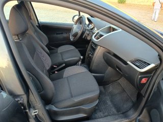 Peugeot 207 sw 2010