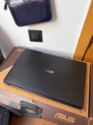 Portátil ASUS X552L Intel Core i3 4ª Gen