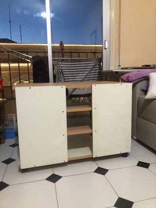Mueble auxiliar con ruedas