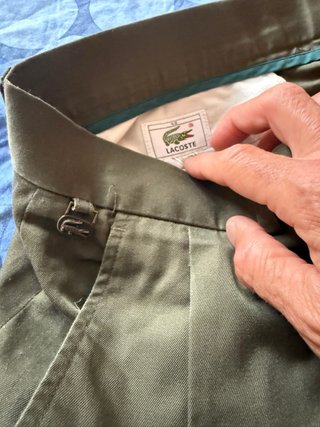 Pantalón vestir verde Lacoste talla 43
