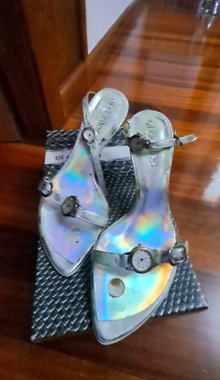 Sandalias de tacón El Dantés plateadas