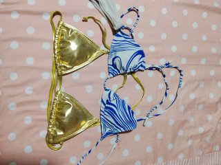 Bikini Triángulo Azul y Dorado