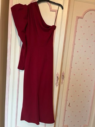 Vestido de fiesta rojo de invitada