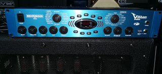 Behringer V-AMP PRO