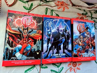 Vengadores Completa. Marvel Now Deluxe.