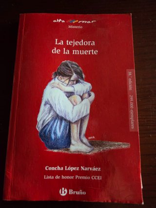 Lote de libros de lectura de niños y adolescentes.