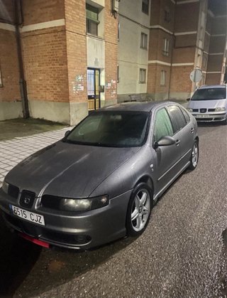 se vende seat leon entero para despiece o piezas
