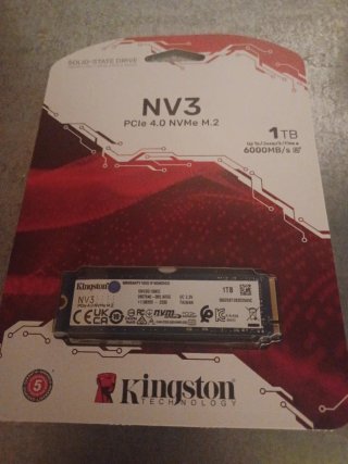 Kingston NV3 1TB PCIe 4.0 NVMe M.2 SSD