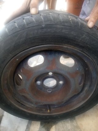 Llanta 185/55 R14