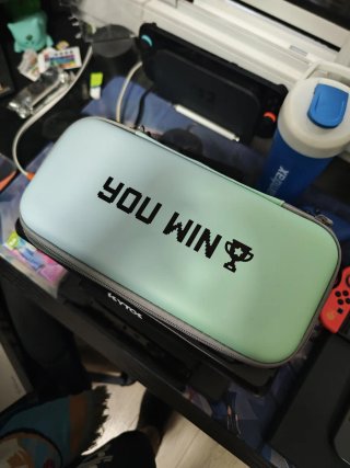 Nintendo Switch OLED + 3 juegos + accesorios