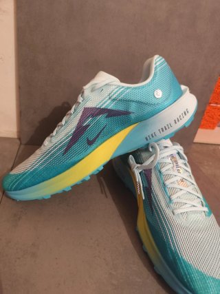 Nike Kiger Trail 10 Talla 49.5