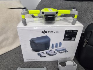 DJI Mini 2 SE con 6 baterías