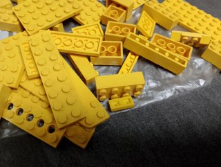 Pezzi Lego Gialli - 124g
