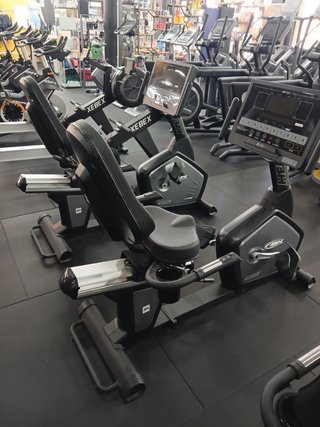Bicicleta Estática Reclinada BH Fitness Profesiona
