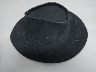 2 Sombreros Cowboy Negros y plateado