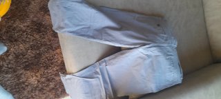 Pantalones grises