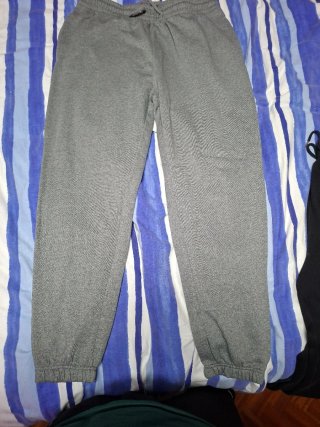 Pantalón de chándal gris