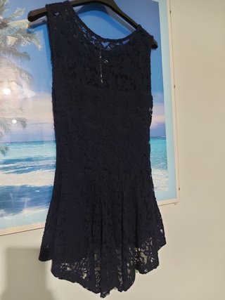 Top in pizzo blu
