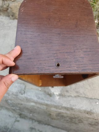 Tapa de máquina de coser Singer antigua