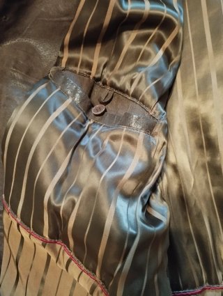Chaqueta de piel marrón