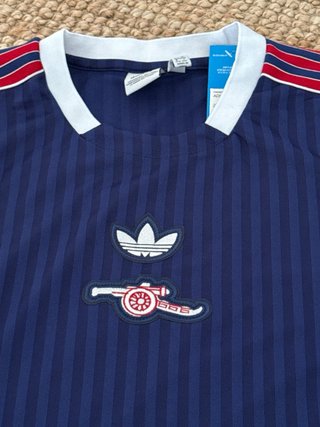 Camiseta Adidas Arsenal Azul Roja