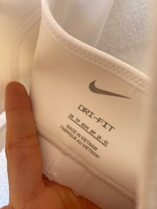 Sujetador deportivo Nike blanco