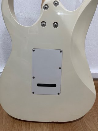 Guitarra Eléctrica Ibanez Gio