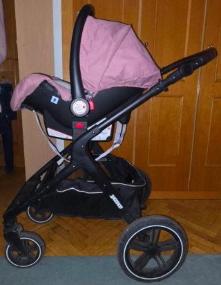 Passeggino per bambini rosa e nero