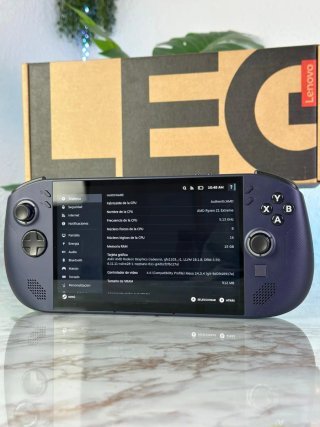 Lenovo Legion Go Z1 Extreme, console portatile con 512GB e potente processore