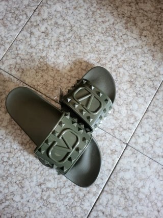 Chanclas Valentino Verde Militar