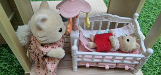Cuna Trillizos Sylvanian Families