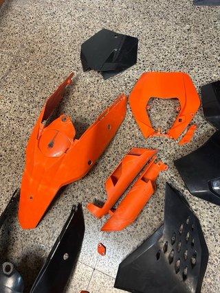 Plásticos KTM EXC Naranja y Negro