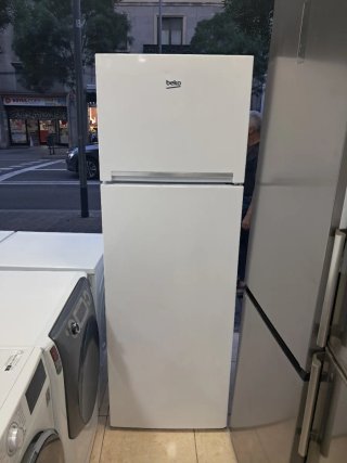 Nevera Beko con garantía