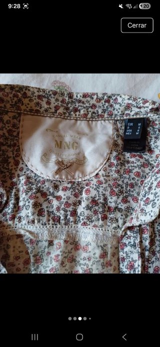 Blusa floral beige y multicolor