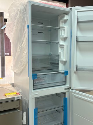 Frigorífico Combi TCL Inverter Nuevo
