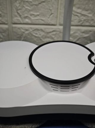 Robot Limpiacristales con Pulverizador