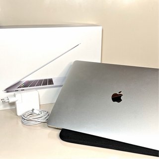 MacBook Pro 15 2018 Plata 512GB