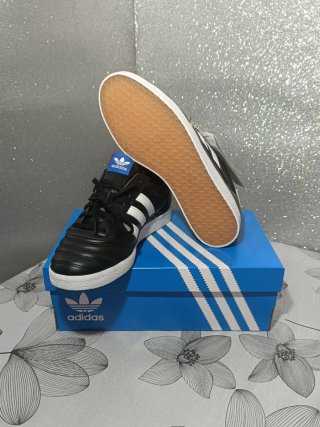 Zapatillas Adidas Gazelle Team Negras. De Piel