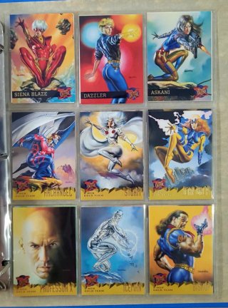 COLECCIONES TRADING CARDS COMPLETAS.