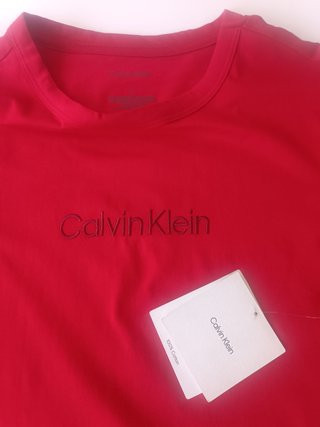 Camiseta Calvin Klein Logo Roja Talla L