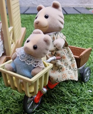 Familia Lobos Sylvanian Families