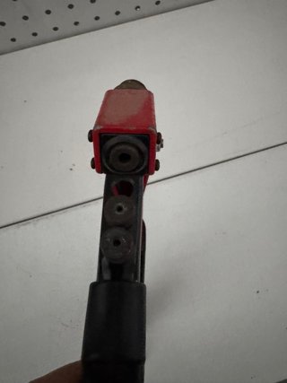 Remachadora profesional DATACOL