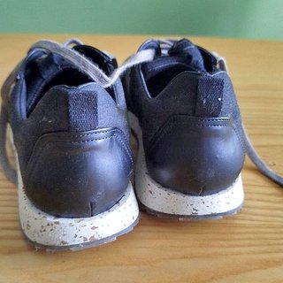 Zapatillas Laüd Negras Recicladas
