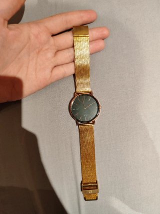 Reloj Miltner Negro y Dorado