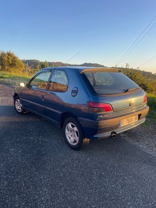 PEUGEOT 306 XSDT 1.9 TURBODIÉSEL