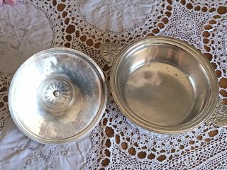 Antico pentolino con coperchio silverplated Broggi