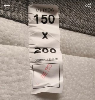 Colchón de tela con diseño ondulado