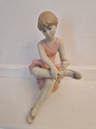Figura Bailarina Sentada Estilo Lladró